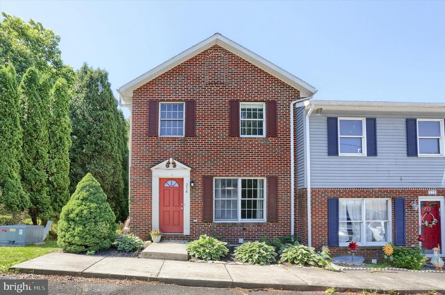 214 Schoolhouse Lane