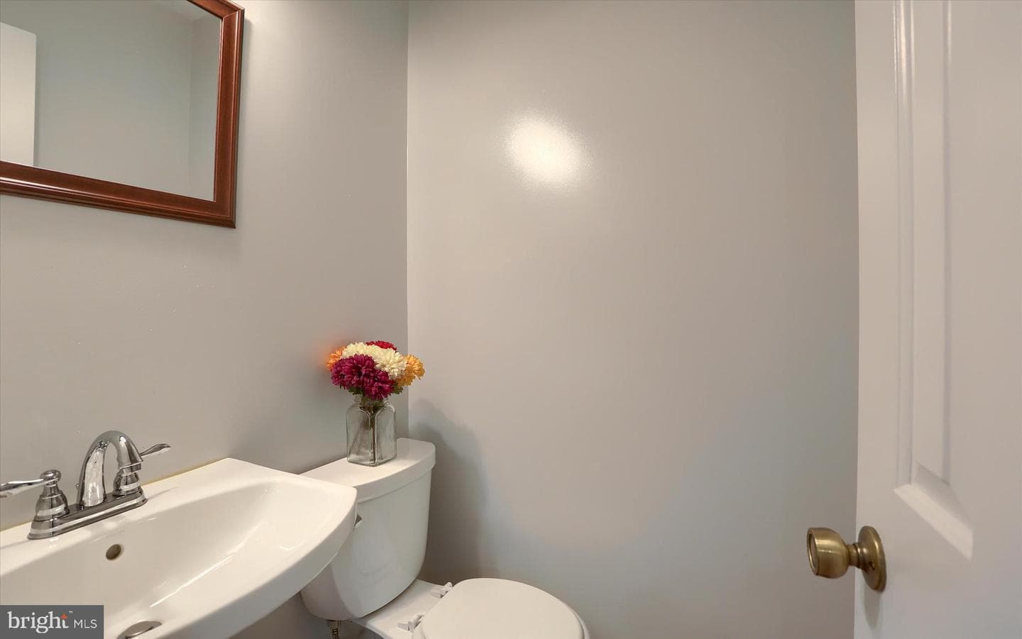 214 Schoolhouse Lane photo 15