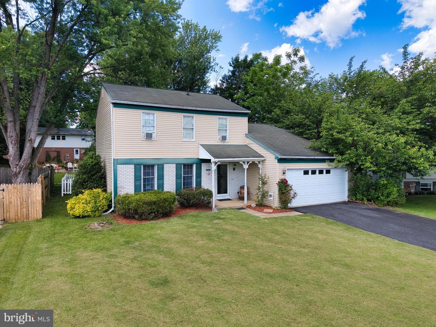 100 Nestside Court photo 13