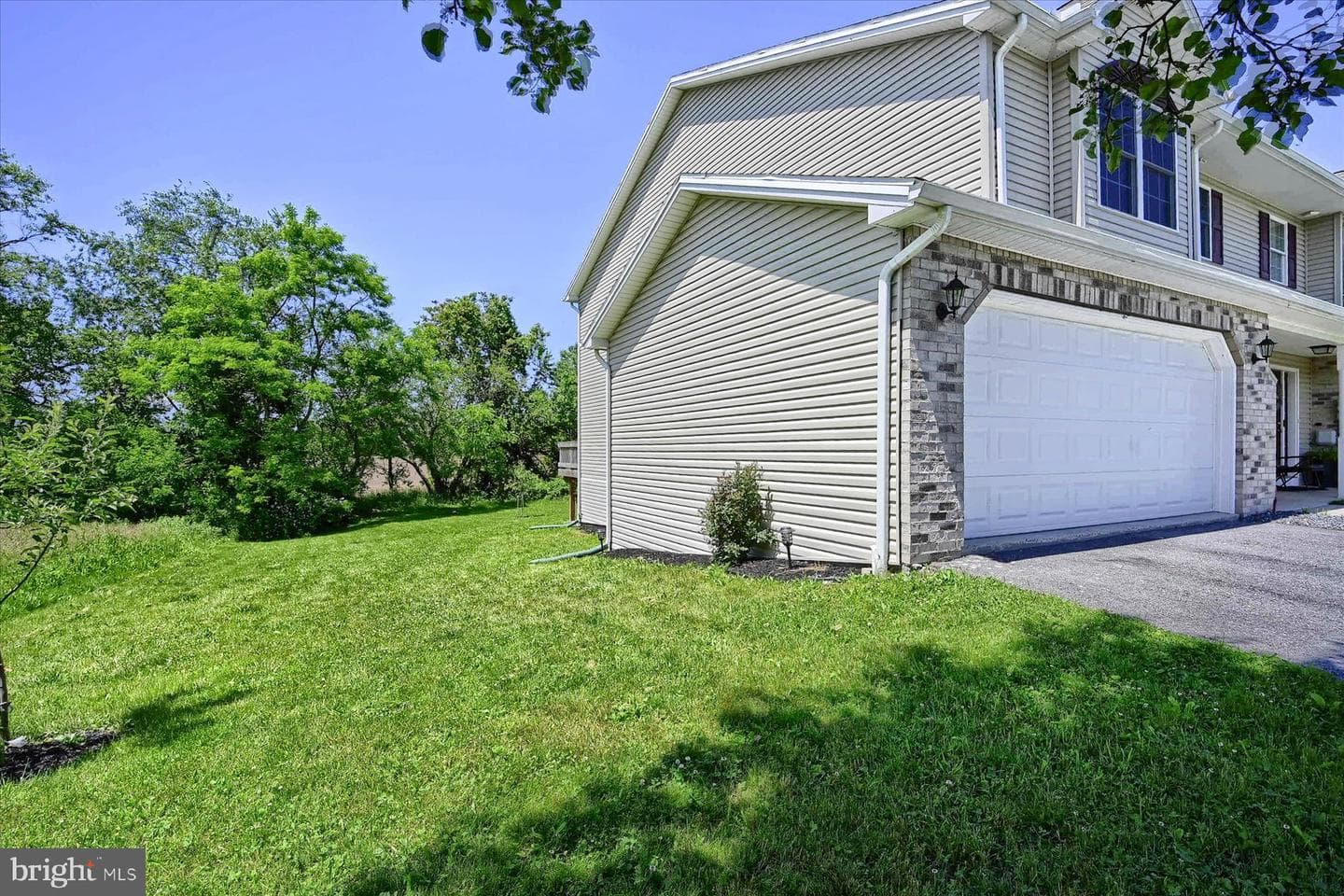 48 Dustin Drive photo 3