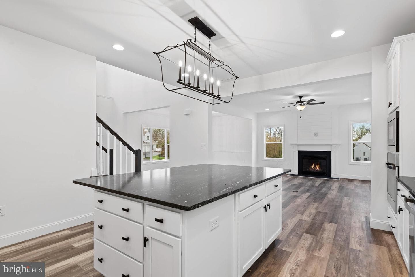 109 Elena Drive photo 10