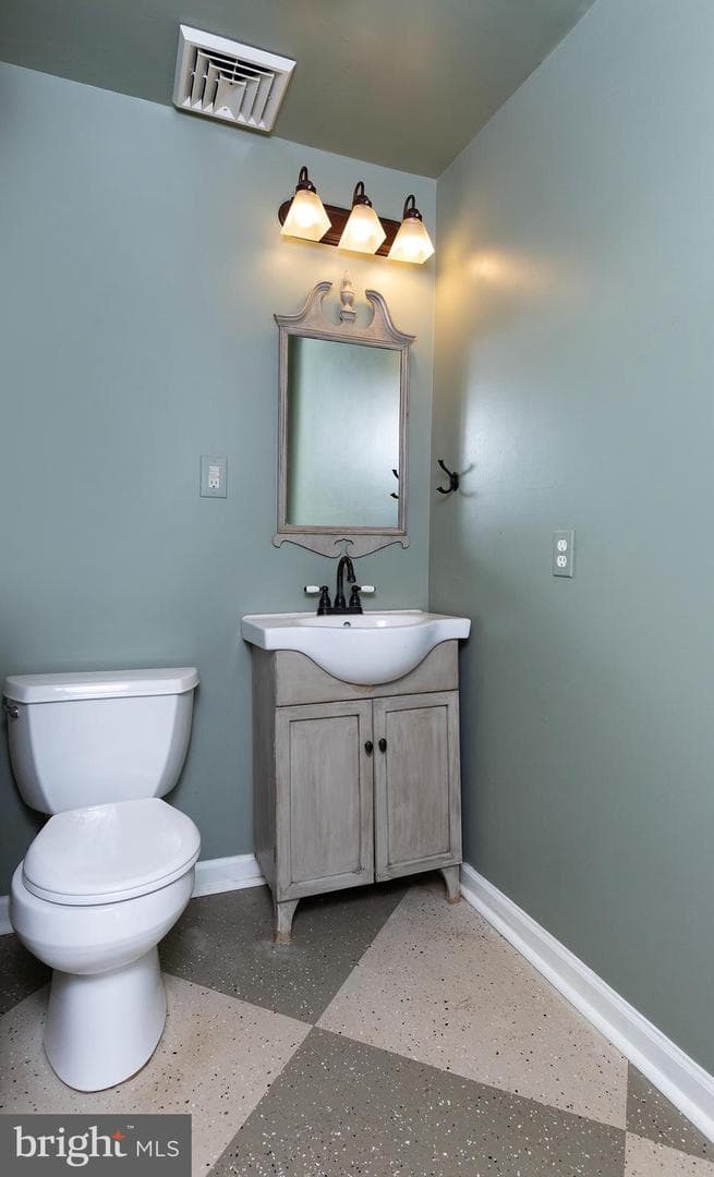 171 S Hanover Street photo 25
