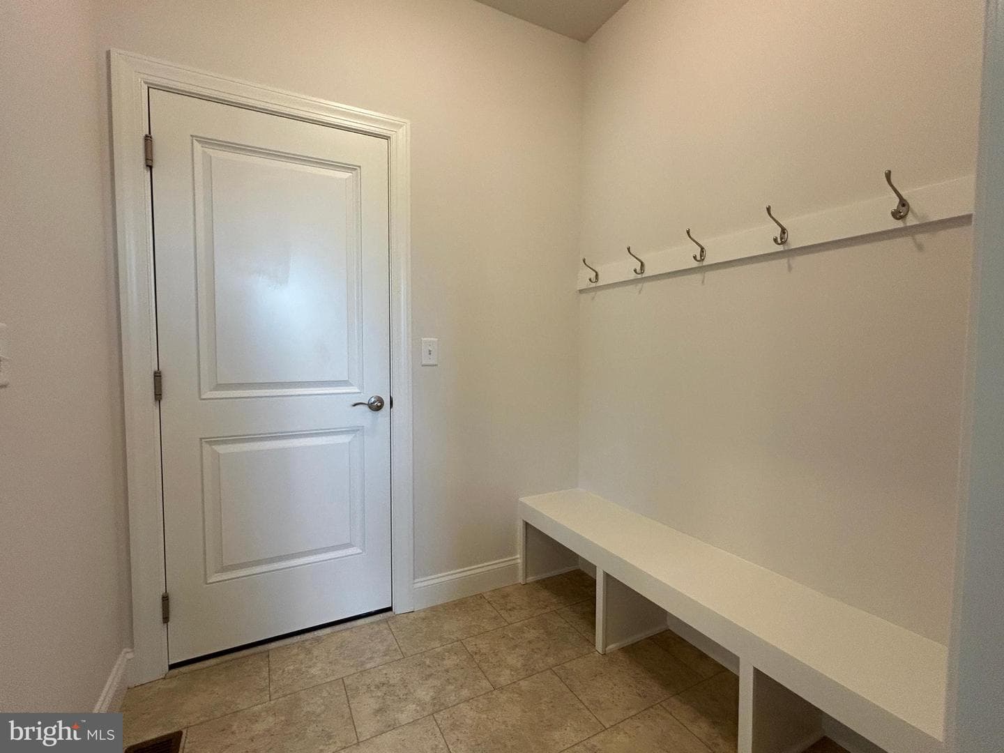 118 Foxglove Drive photo 32