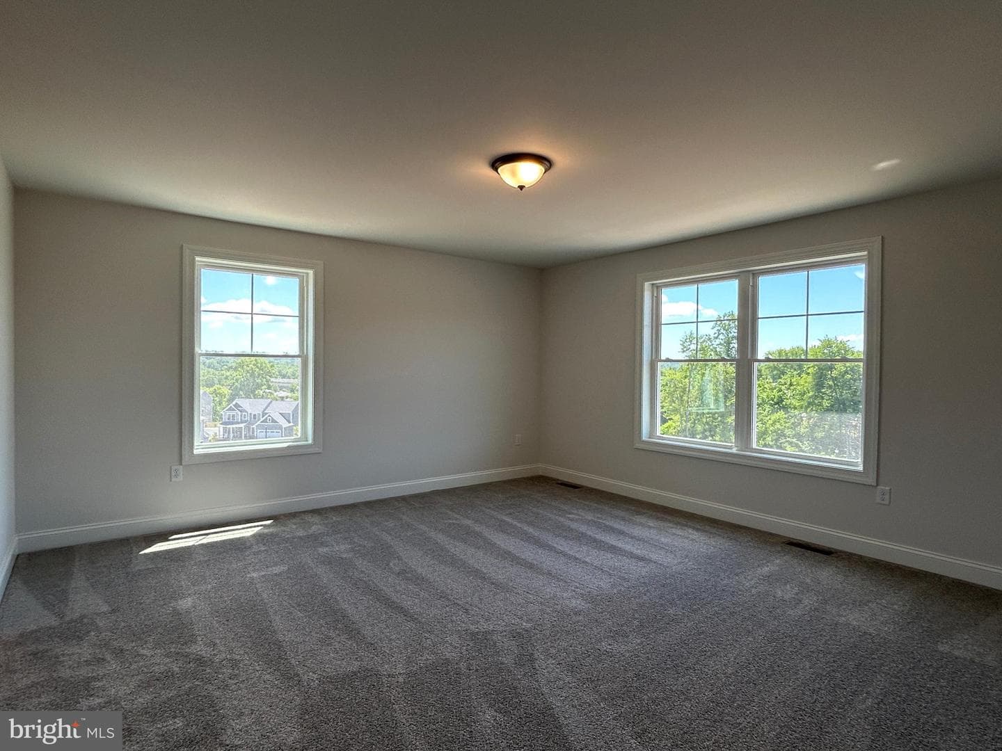 118 Foxglove Drive photo 35