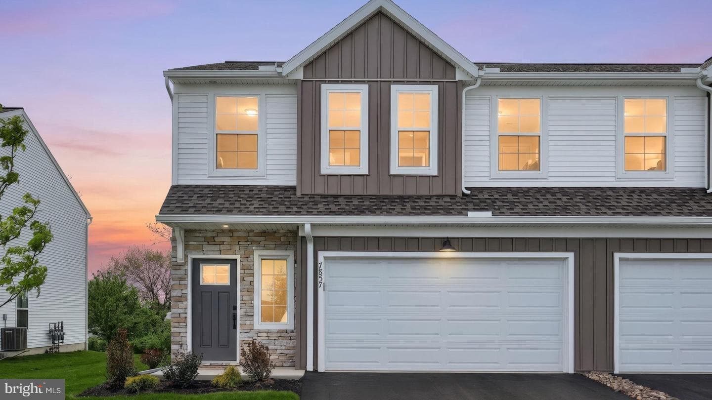 7857 Oak Brook Drive, Harrisburg