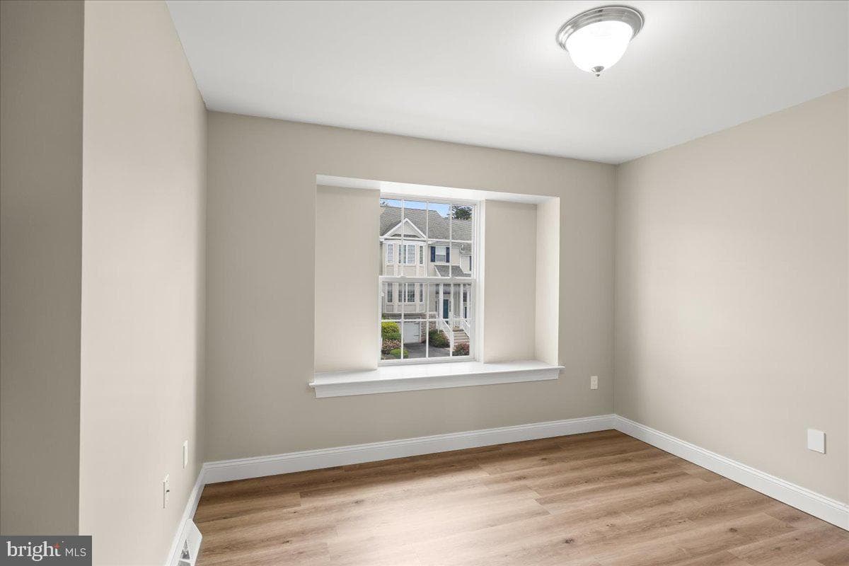 777 Oak Leaf Lane photo 20