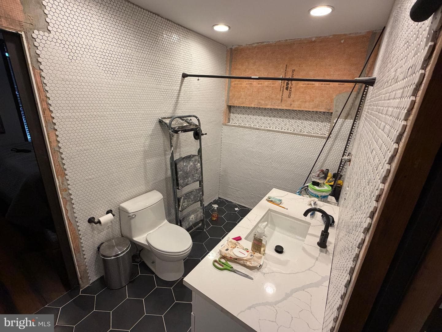 1715 Green Street photo 19