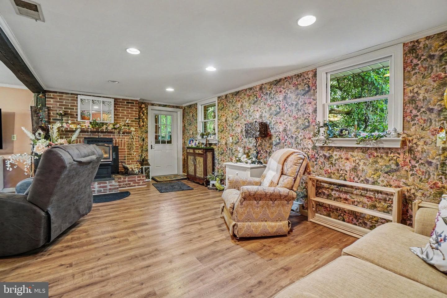 33 Williams Street photo 21
