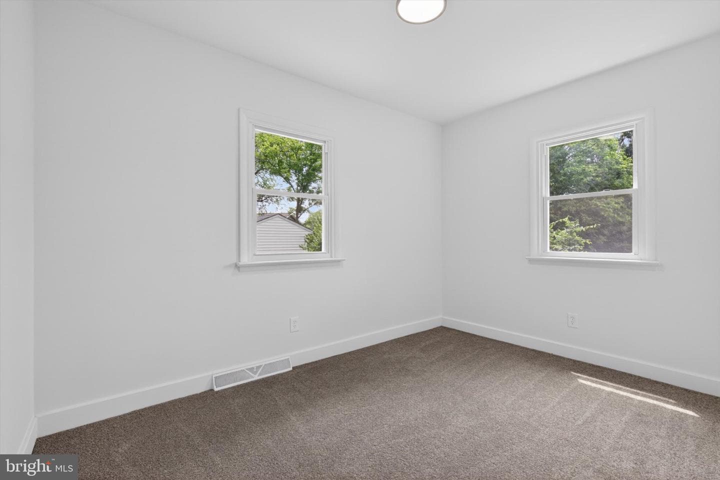 550 S 60th Street photo 17