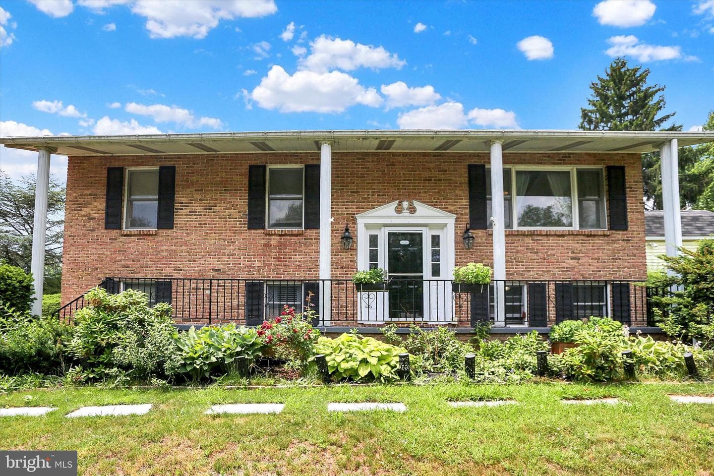 199 Delmont Avenue, Middletown