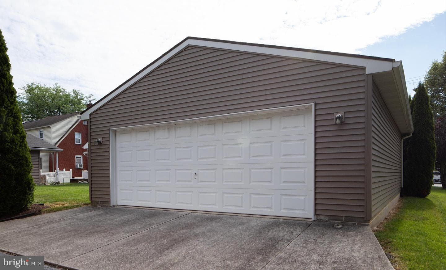 111 N Race Street photo 12