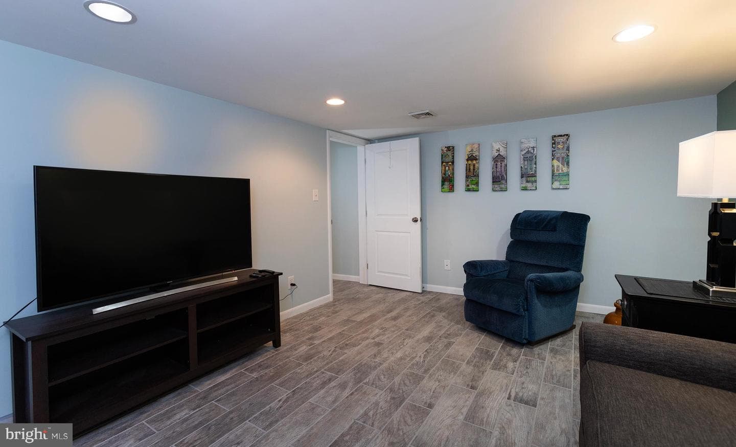 111 N Race Street photo 38