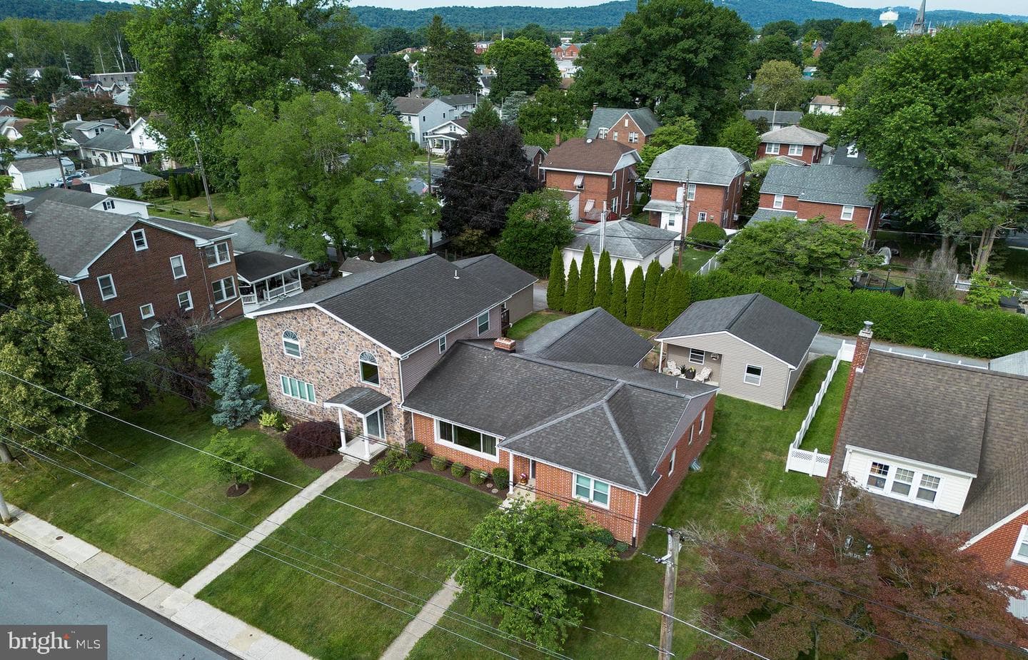 111 N Race Street photo 4