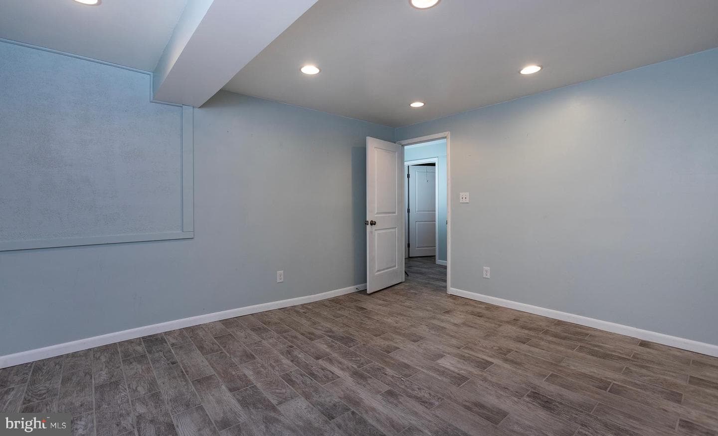 111 N Race Street photo 42