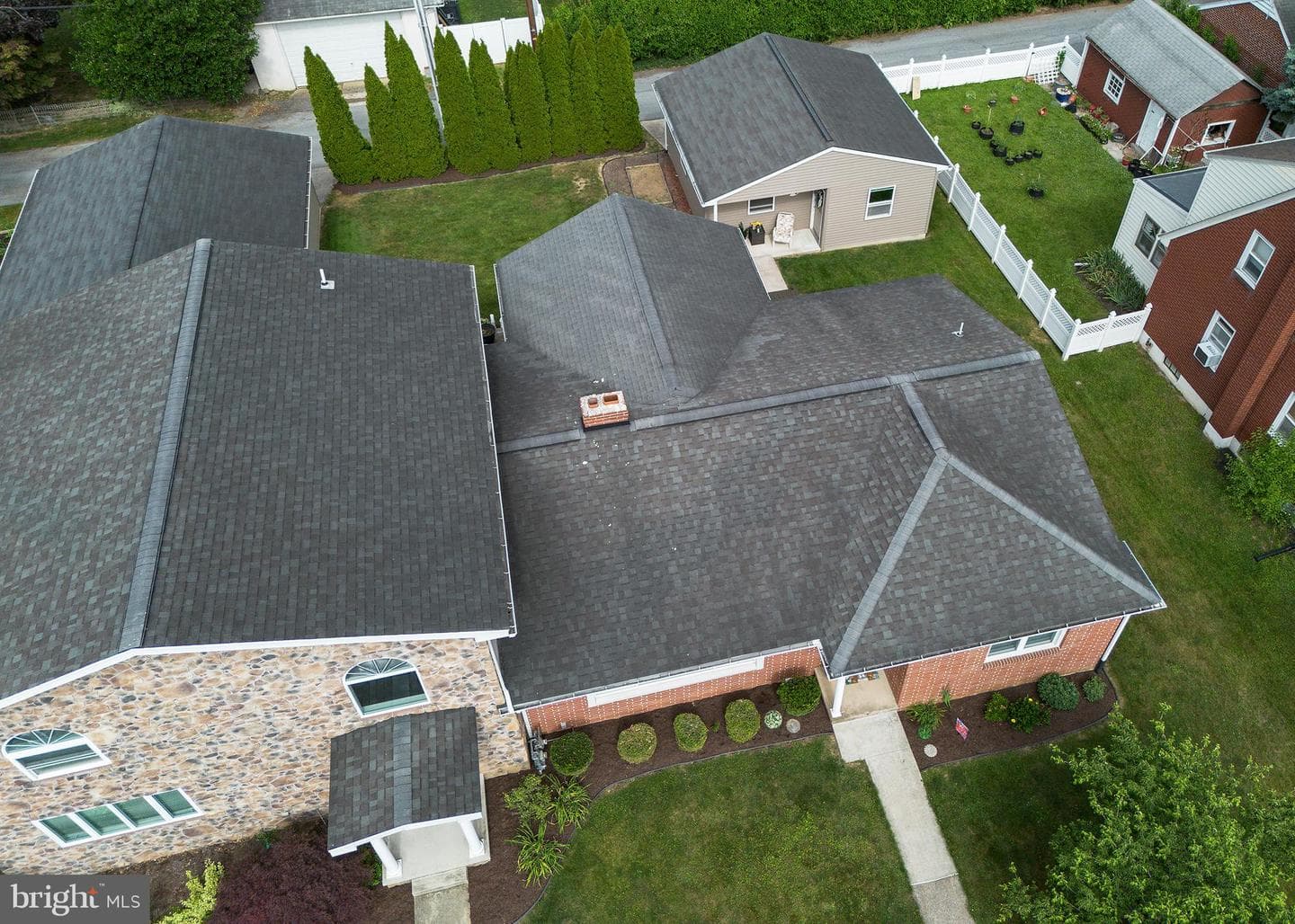 111 N Race Street photo 5