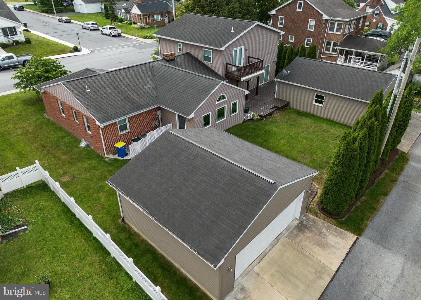 111 N Race Street photo 6