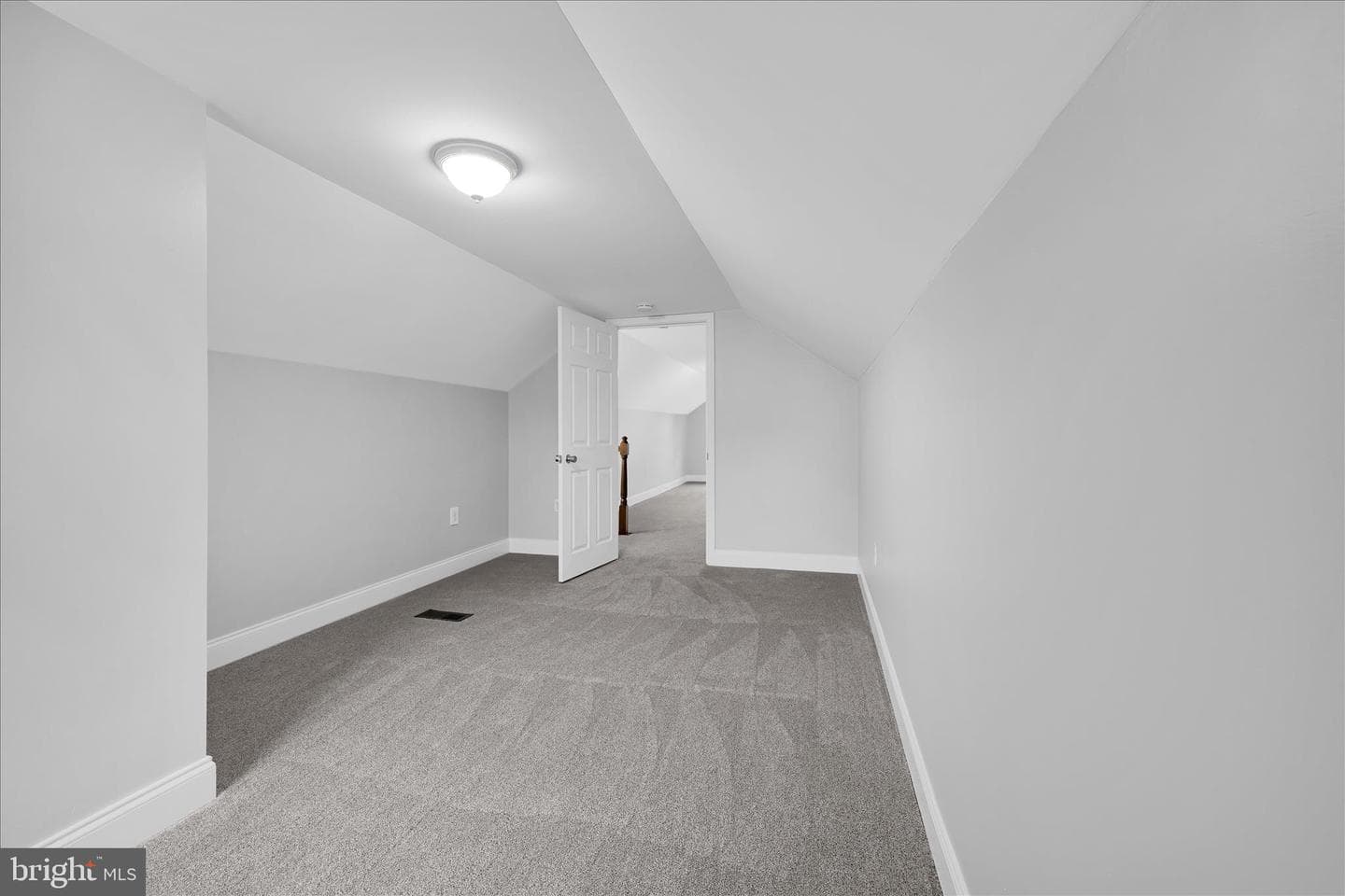 3947 Elmerton Avenue photo 18