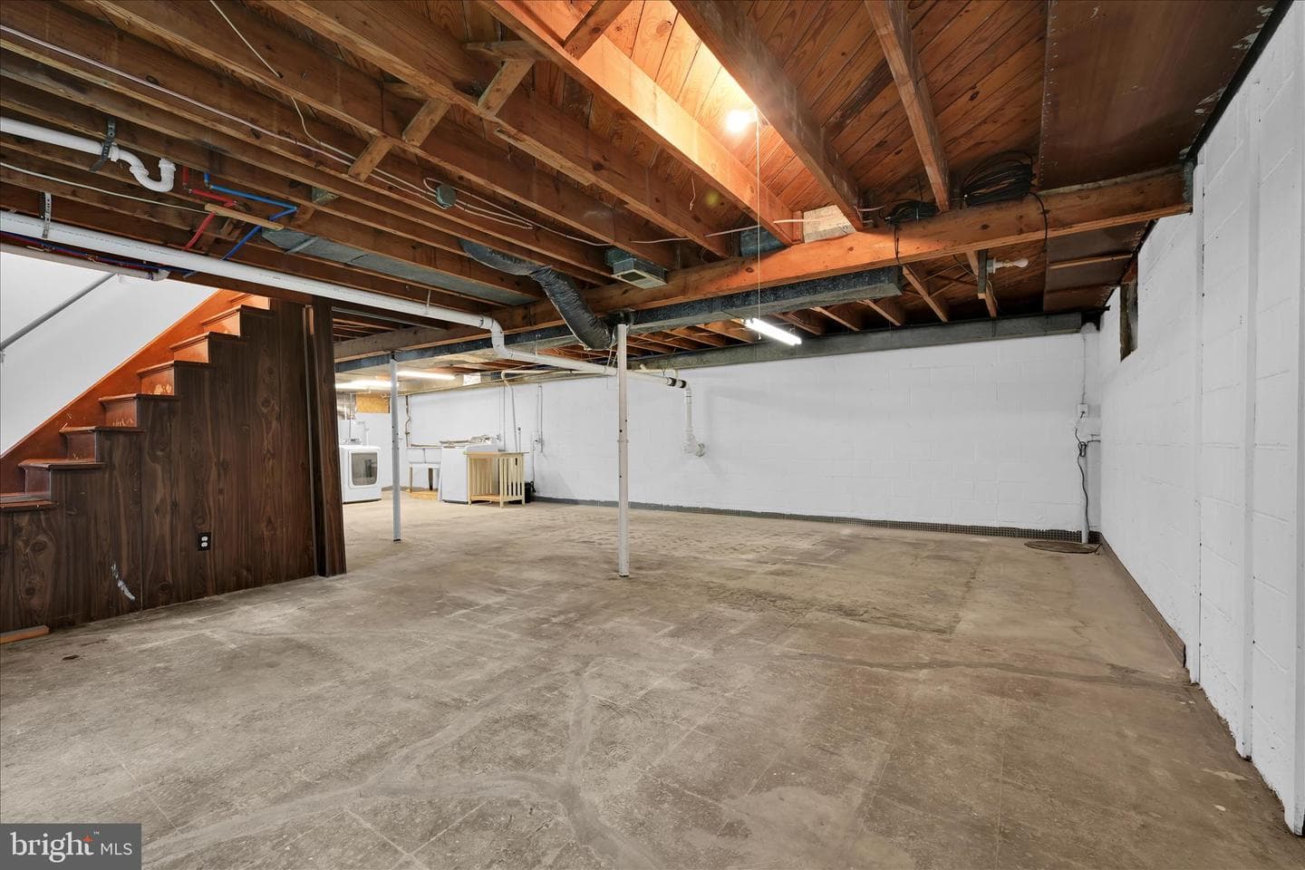 3947 Elmerton Avenue photo 21