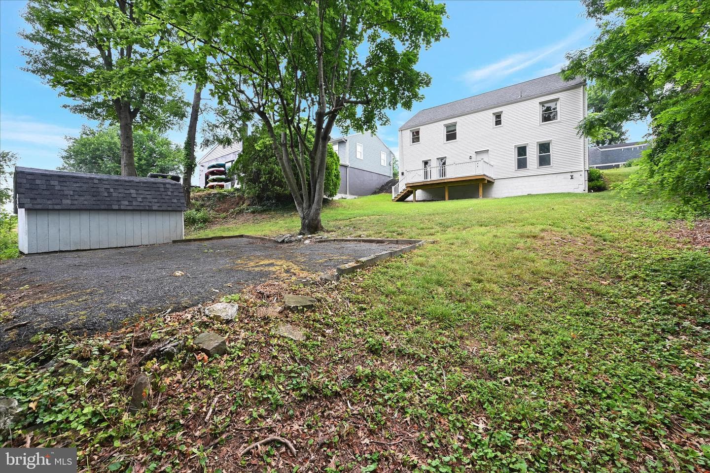 3947 Elmerton Avenue photo 27