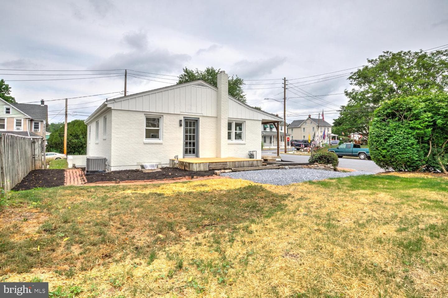 271 N Race Street photo 36