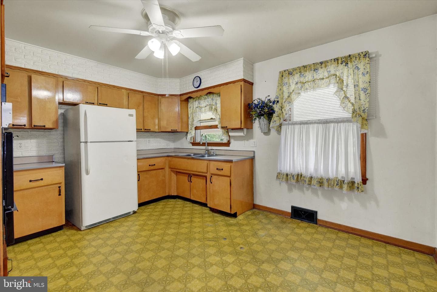 23 Shirley Drive photo 9