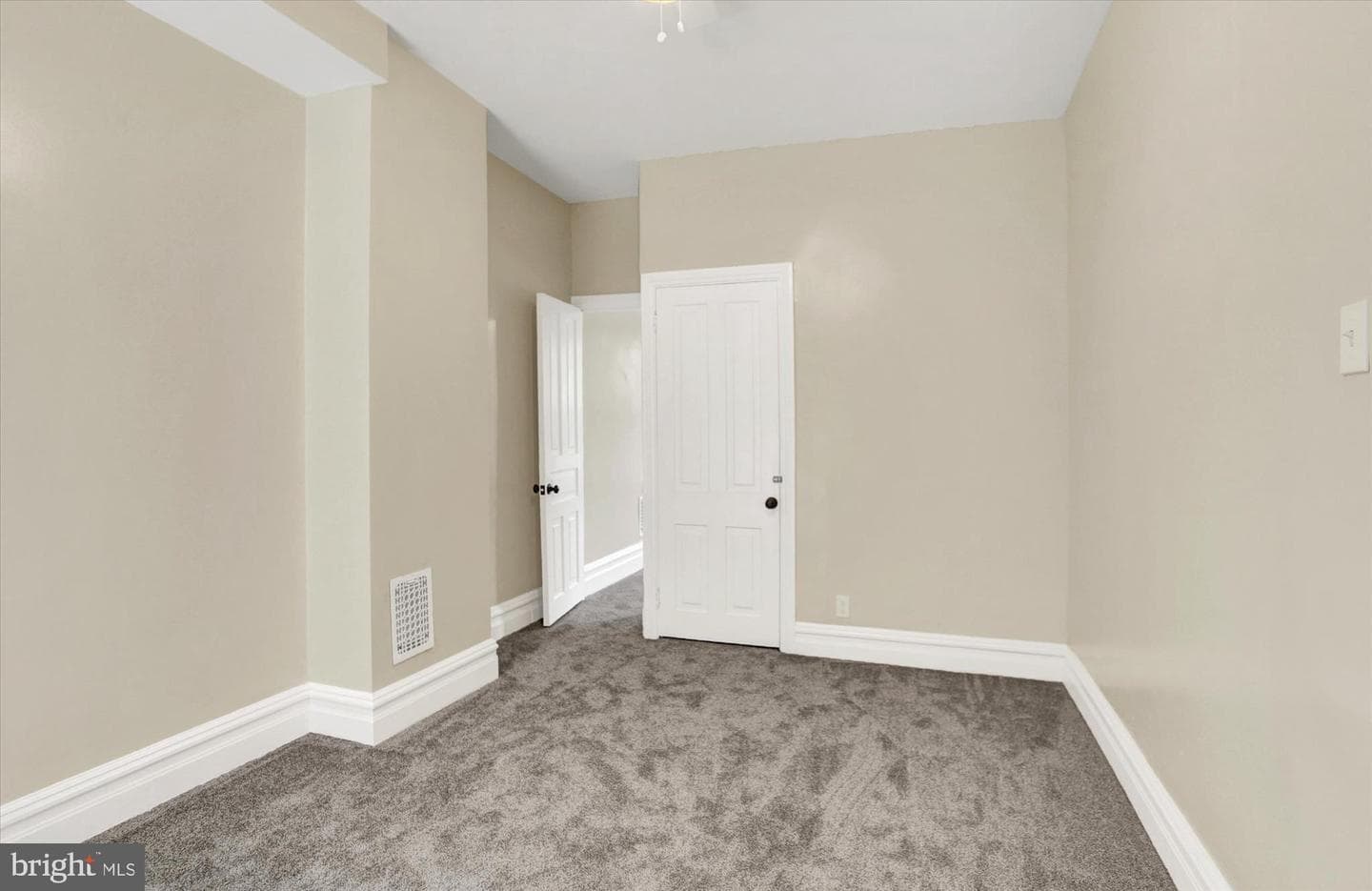 203 Kelker Street photo 18