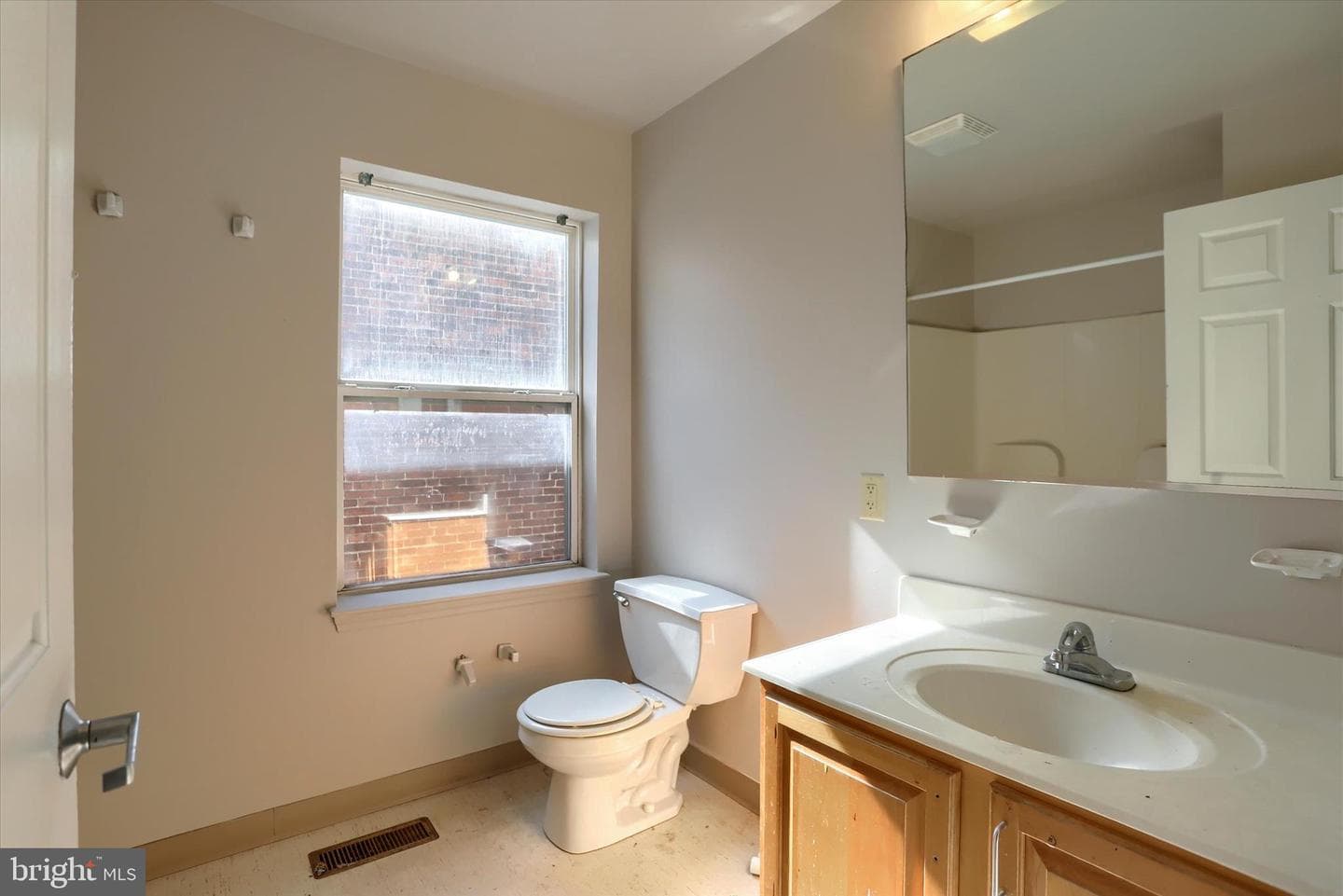 1631 Derry Street photo 21