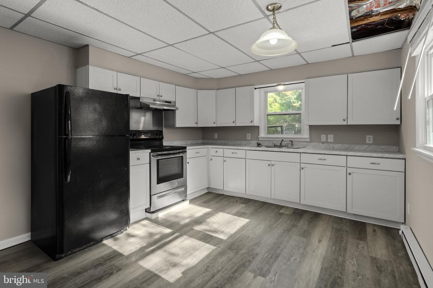 123 W Main Street photo 7