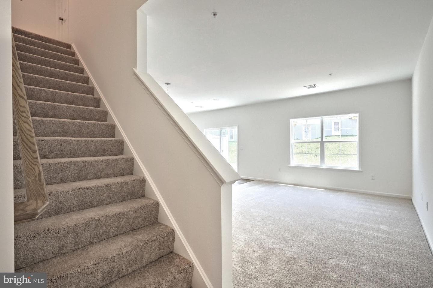 7863 Briarwood Drive photo 10