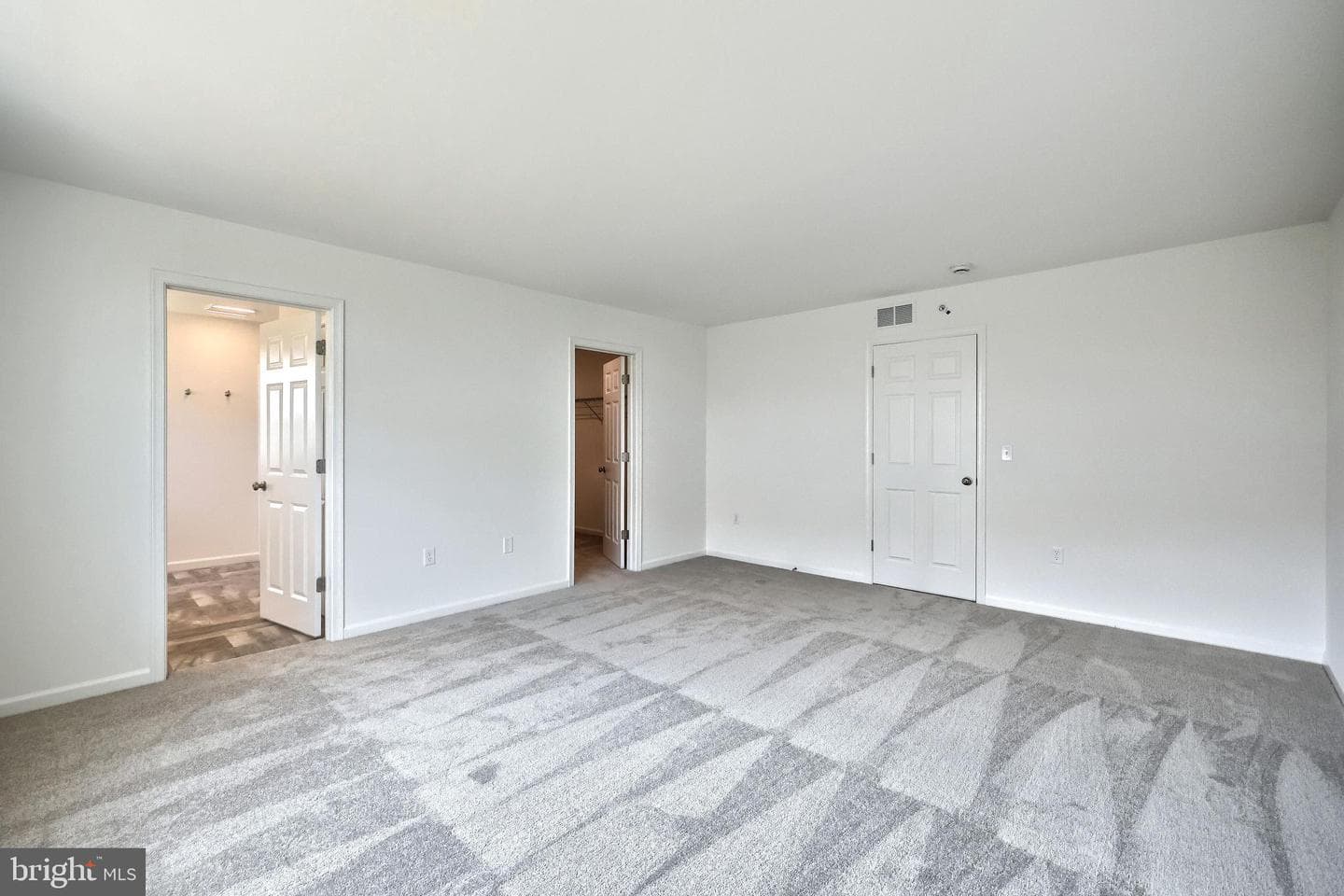 7863 Briarwood Drive photo 12