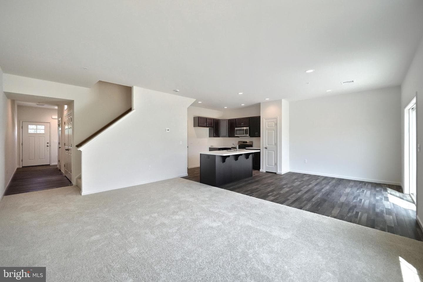 7859 Briarwood Drive photo 3