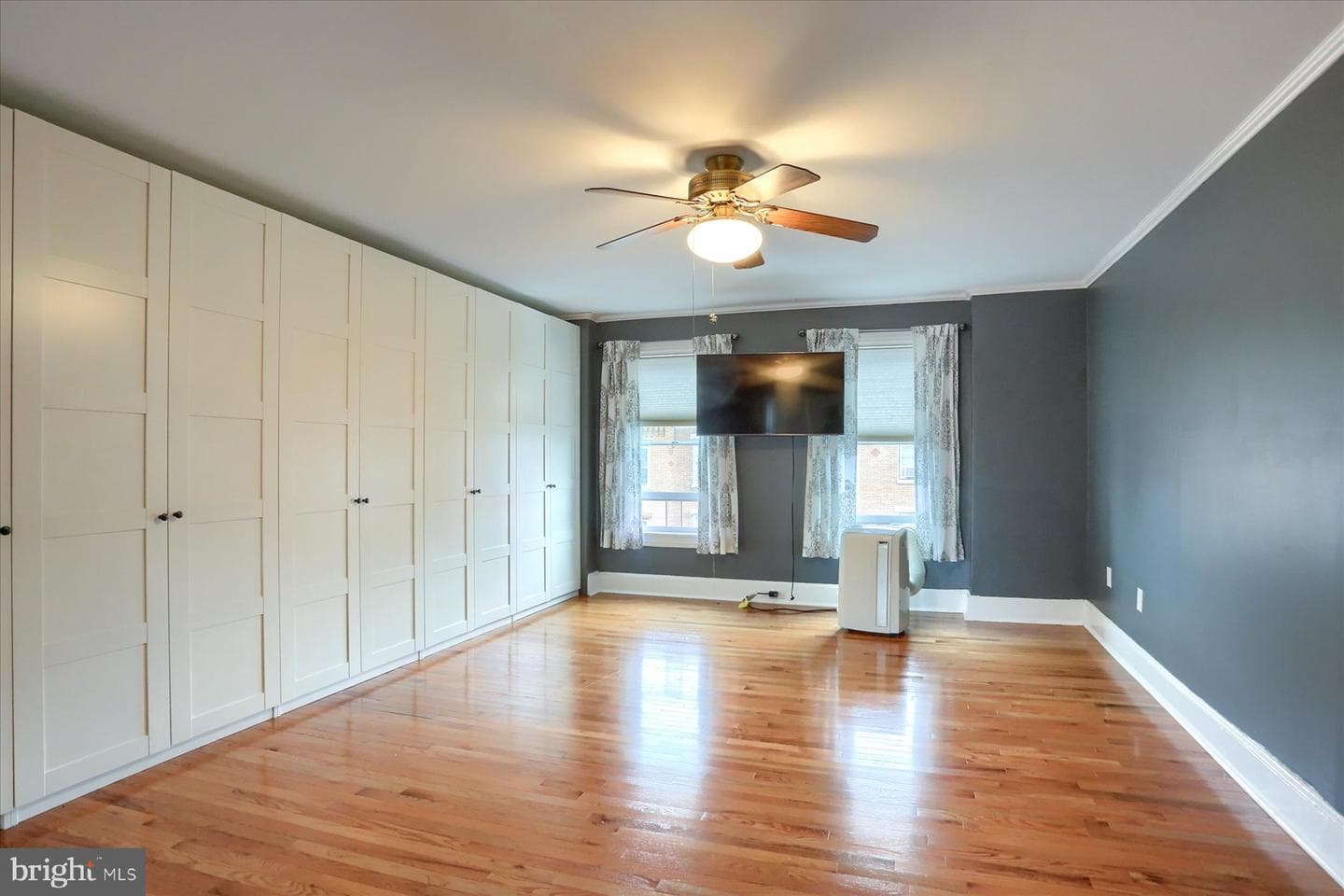 233 Hamilton Street photo 23