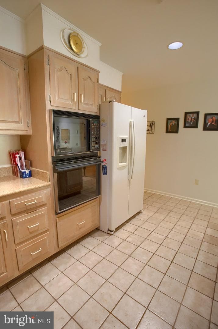 4085 Greystone Drive photo 17