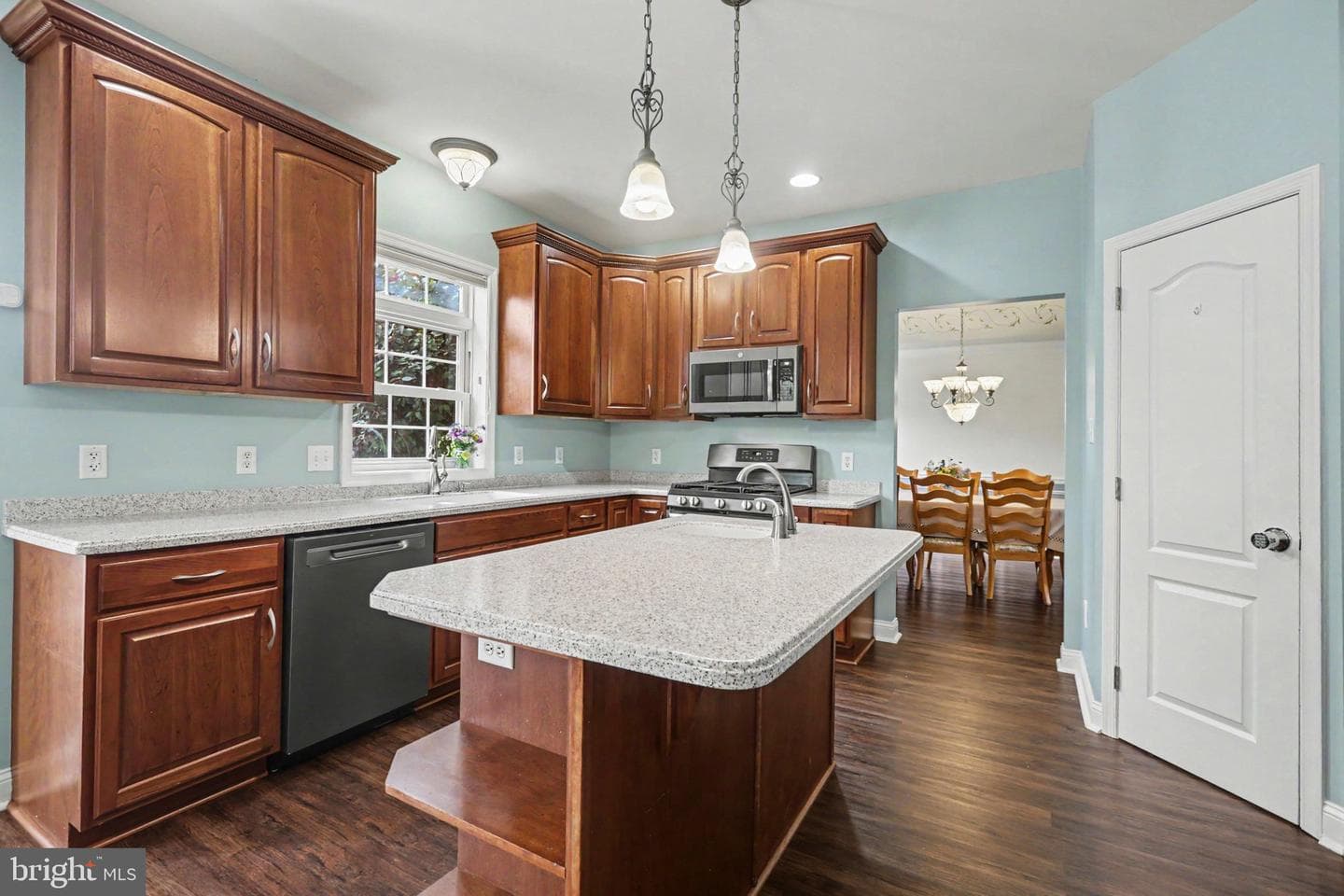 7329 Cobble Stone Drive photo 14