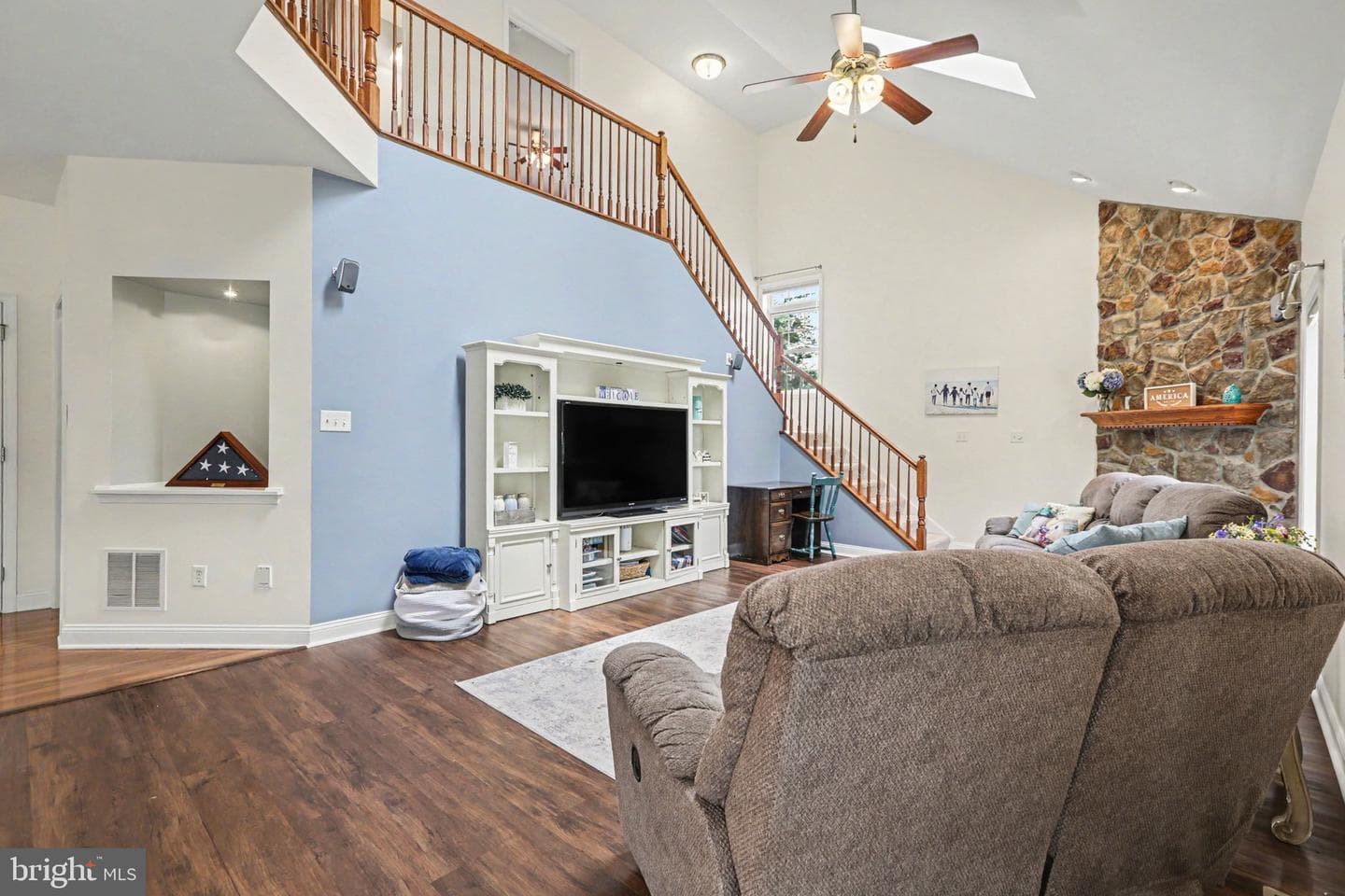 7329 Cobble Stone Drive photo 16