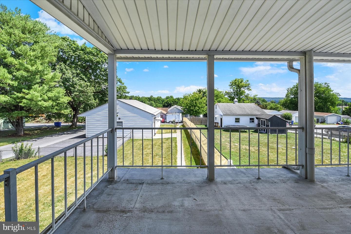 632 Highland Street photo 13