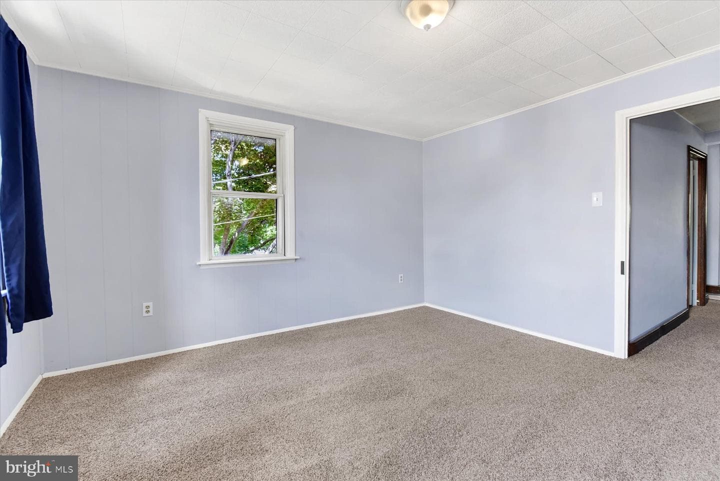 632 Highland Street photo 16