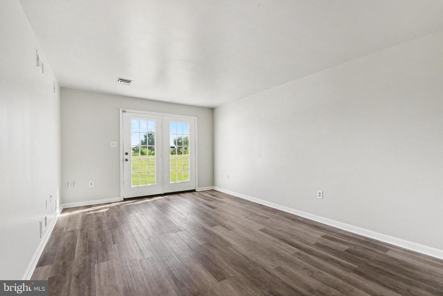6624 Springford Terrace photo 12
