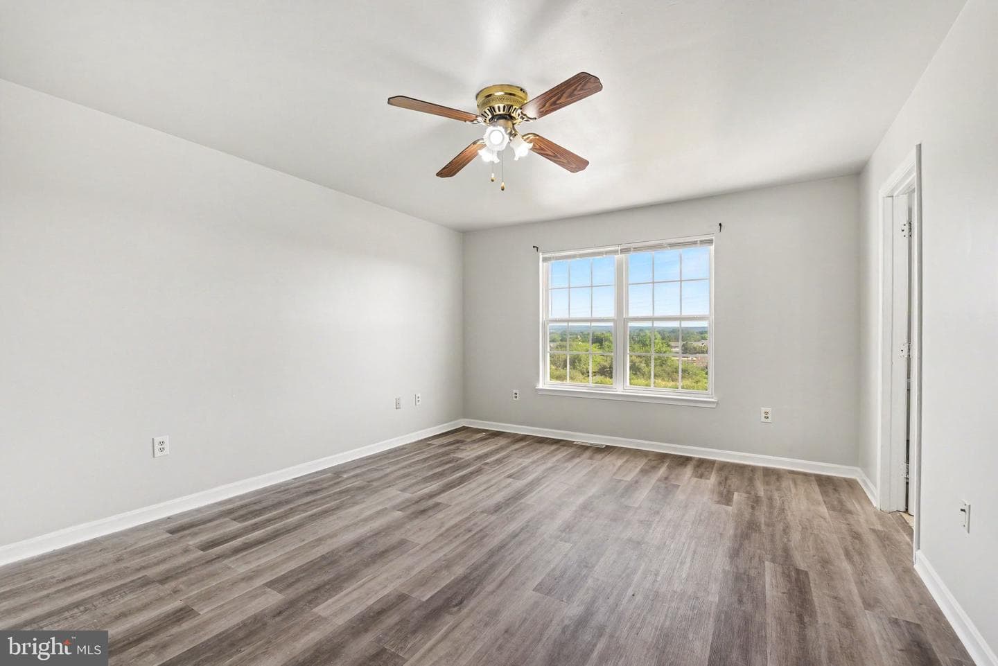 6624 Springford Terrace photo 17