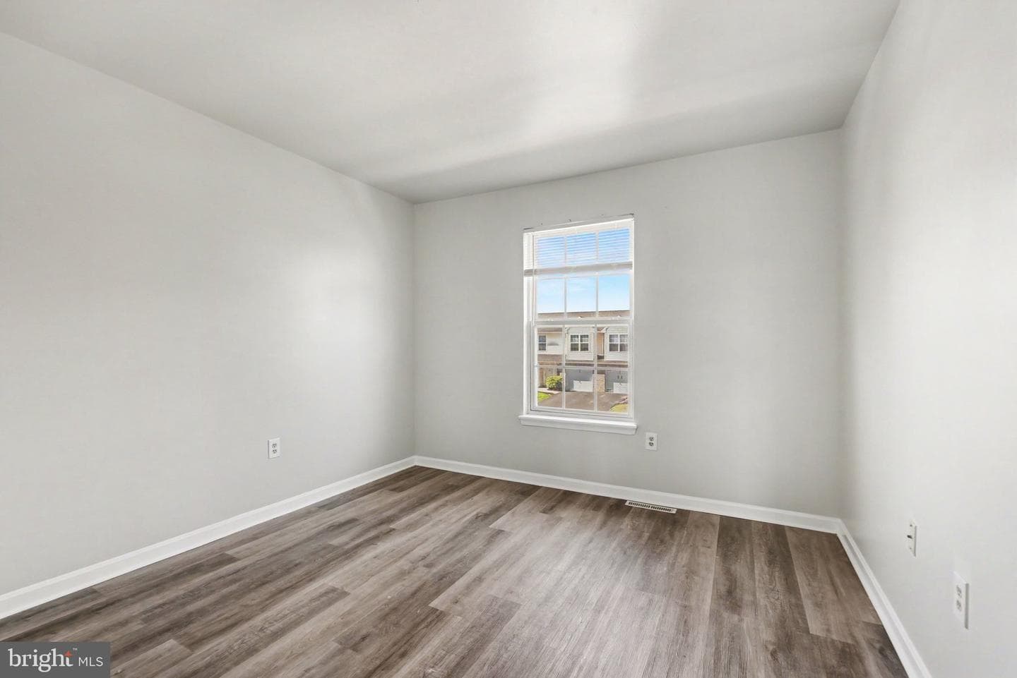 6624 Springford Terrace photo 20