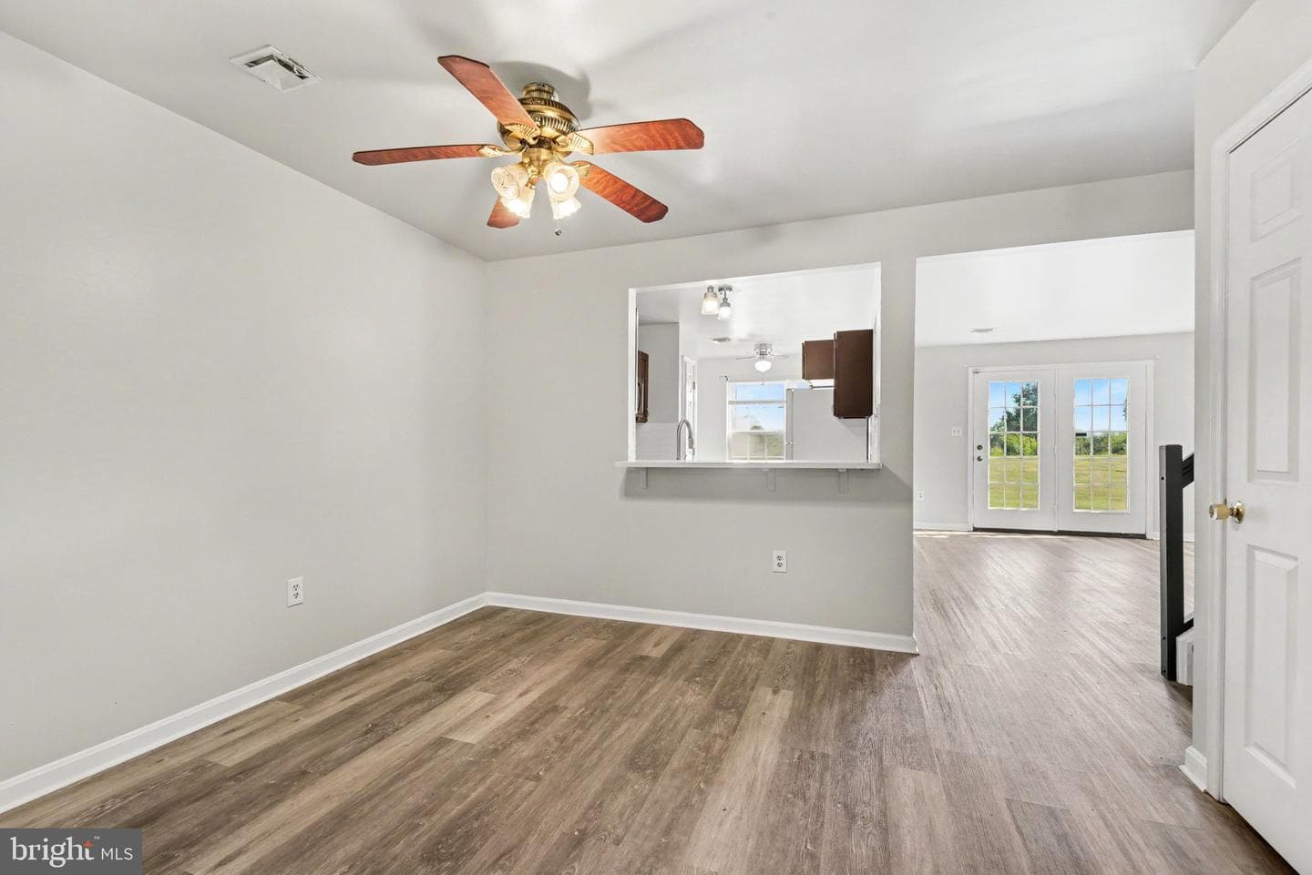 6624 Springford Terrace photo 8