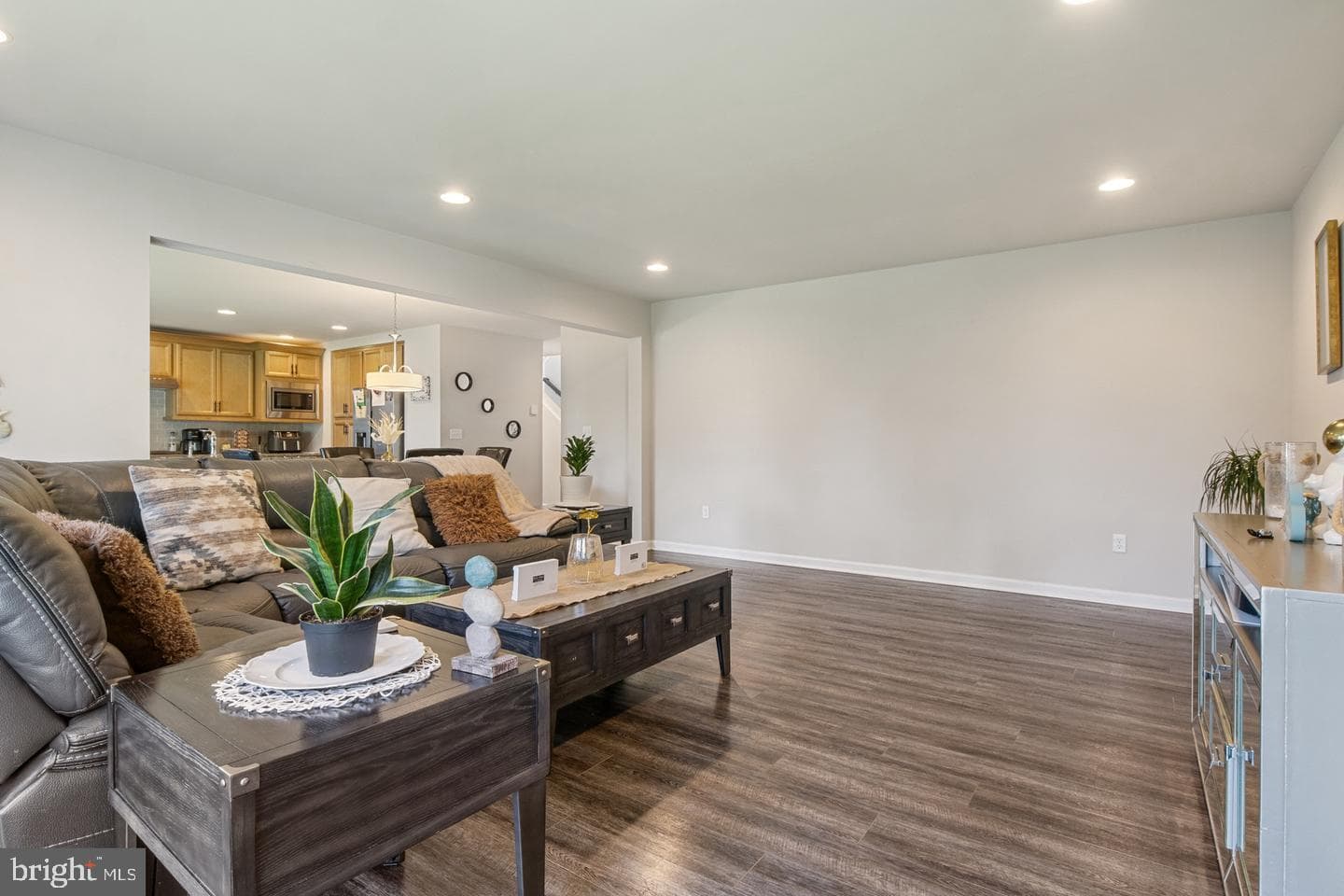 1744 Driftstone Drive photo 8