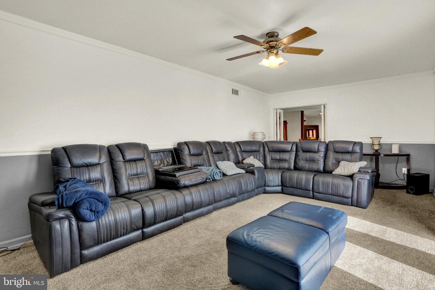 2413 Wicklow Drive photo 10