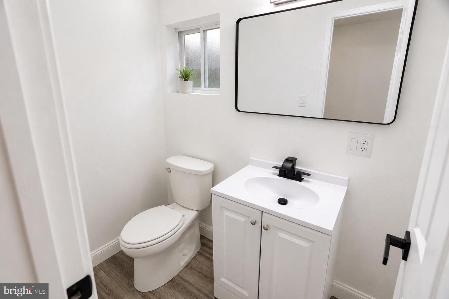 1642 Market Street photo 16