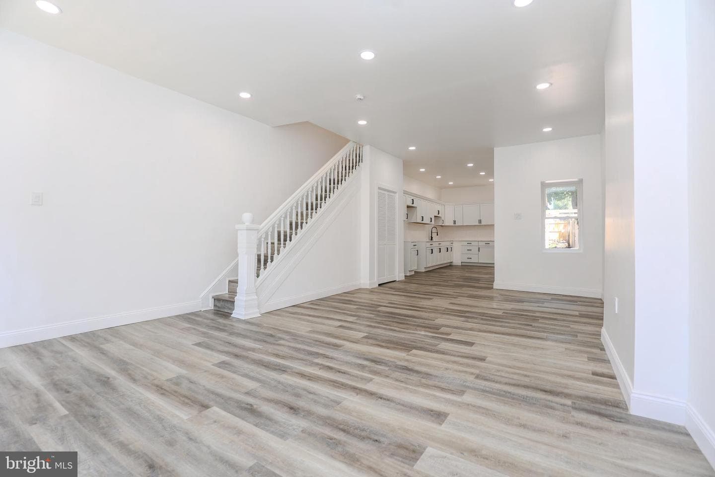 1642 Market Street photo 6