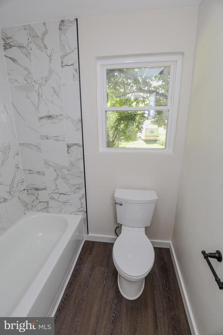 408 Clinton Road photo 25