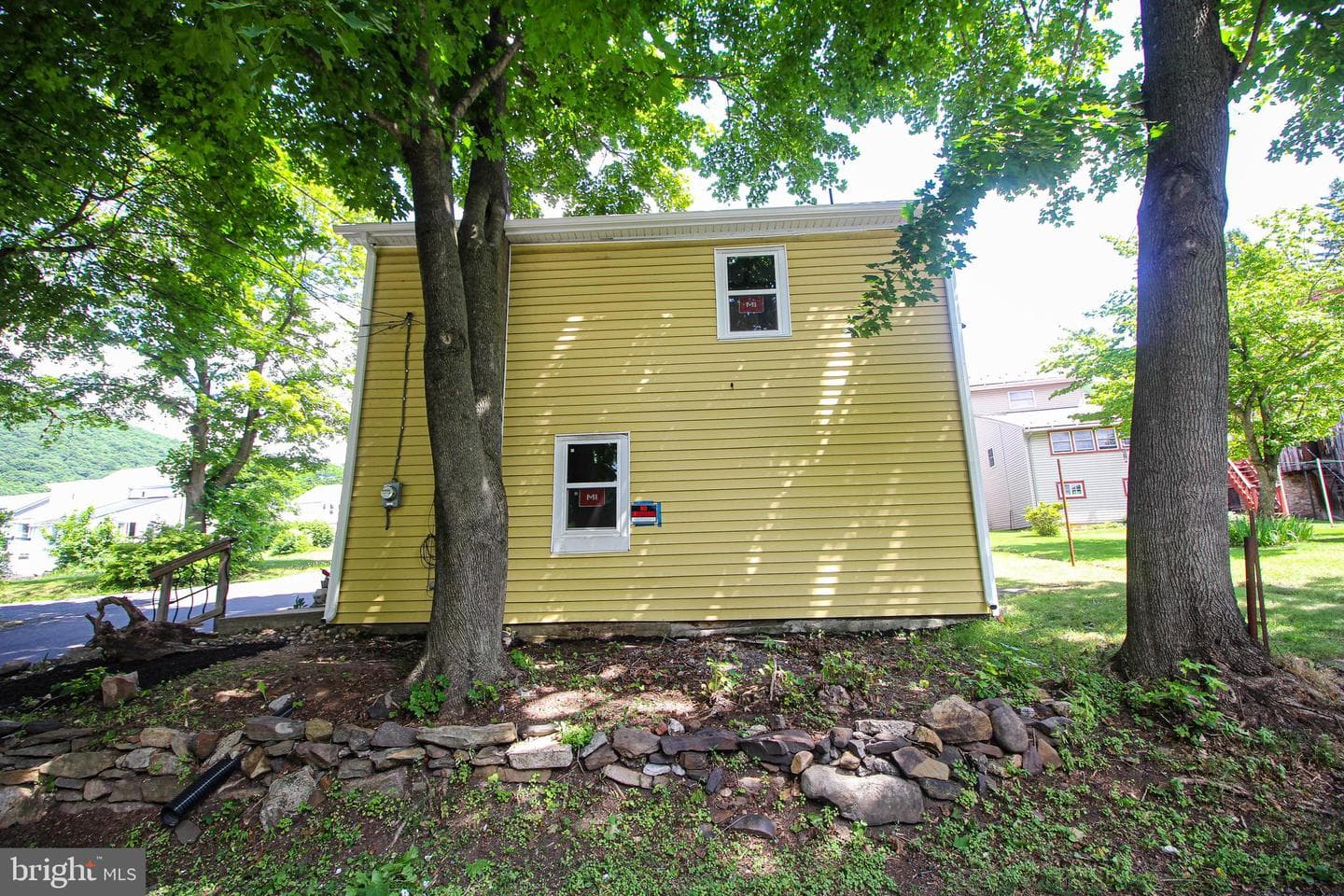 312 Plane Street photo 5