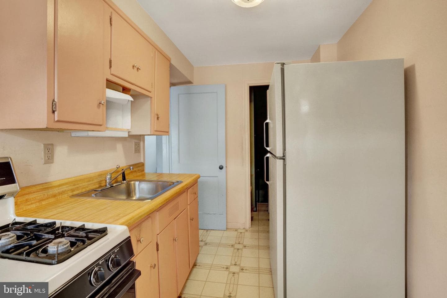 2473 Berryhill Street photo 7