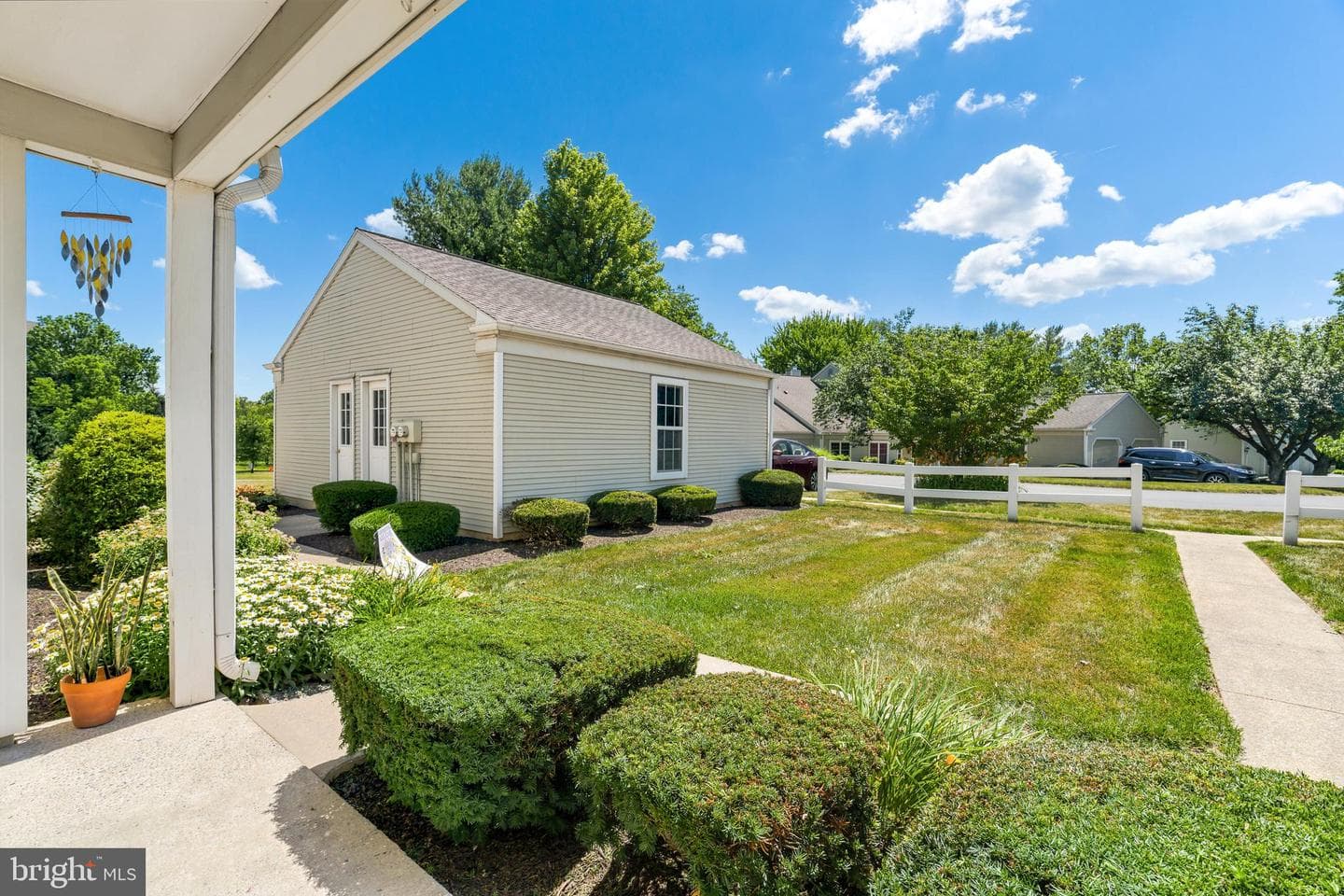 1819 Wexford Road photo 25
