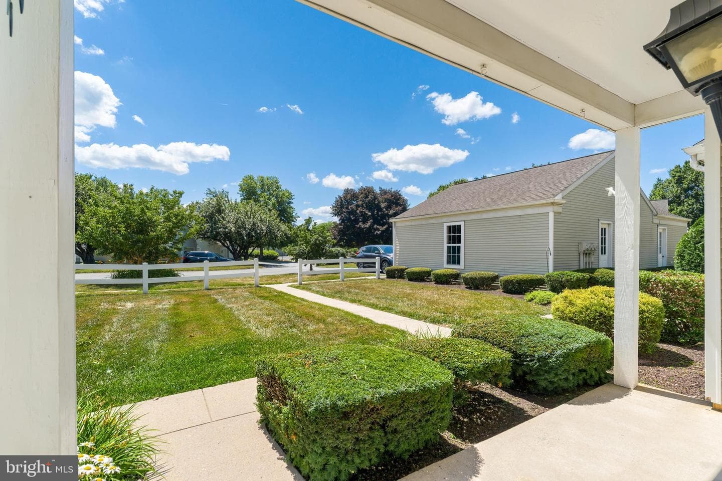 1819 Wexford Road photo 26